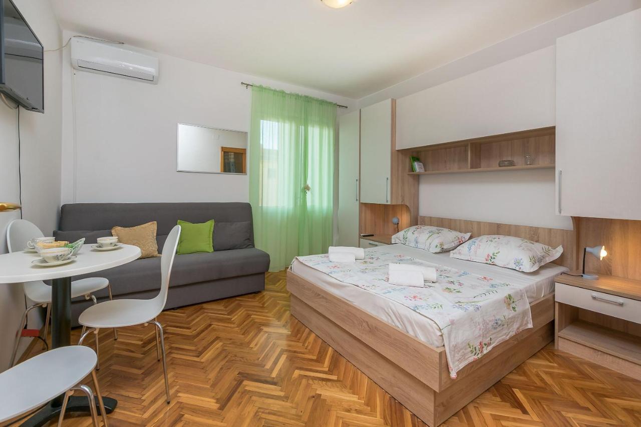 Apartments And Room Nevenka ماكارسكا المظهر الخارجي الصورة