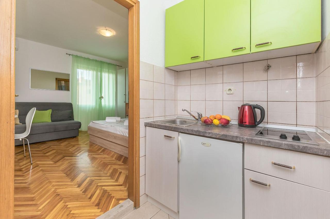 Apartments And Room Nevenka ماكارسكا الغرفة الصورة